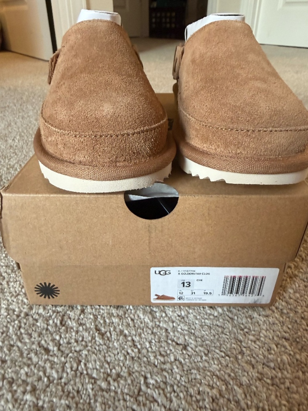 UGG Goldenstar Suede Backstrap Clogs, kids size 13. New